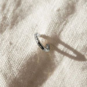 Jenni Kayne 14k White Gold Huggie Earring with Diamonds (set)